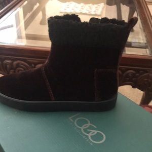 LOGO zip up booties